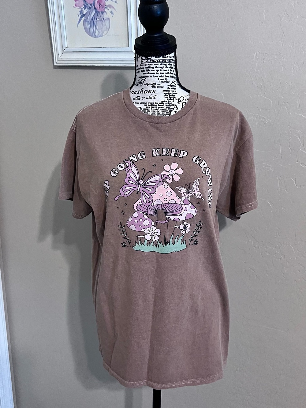 Women’s Brown Short-Sleeve Graphic Tee with Purple Mushroom Print